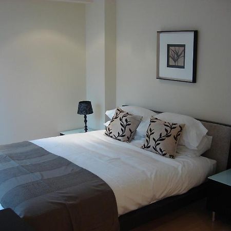 Luxurious Sir John Lyon Serviced Apartment Londra Exterior foto